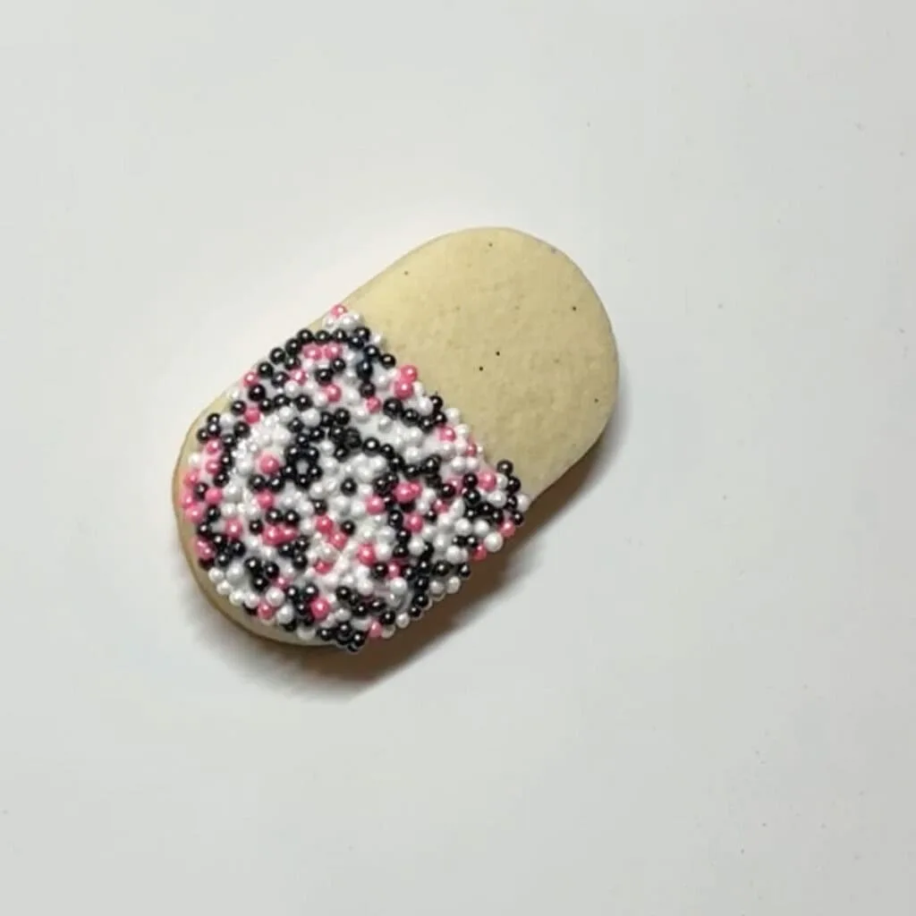 how to decorate pill cookies with royal icing