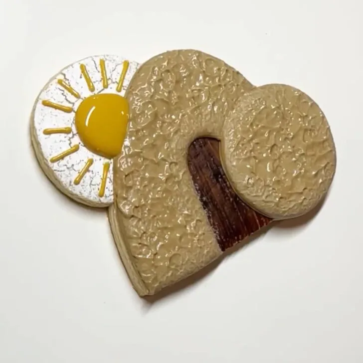 how to decorate Easter Tomb Cookies with royal icing