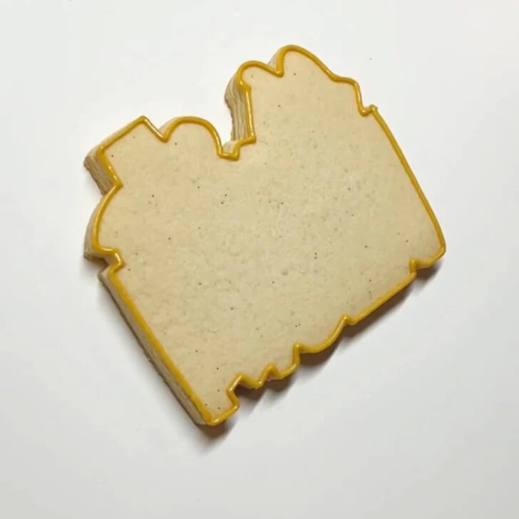 He Is Risen Cookies for Easter decorated with royal icing step 1