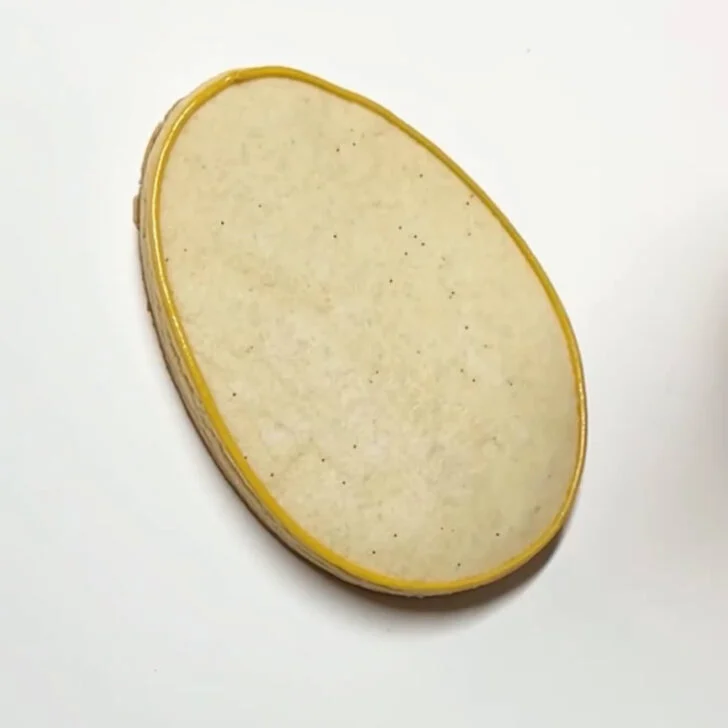 how to decorate decorated easter egg cookies with royal icing