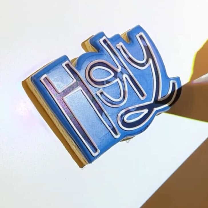 how to decorate holy decorated easter cookies with royal icing 