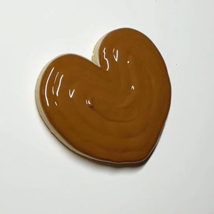 how to decorate paint palette cookies with royal icing