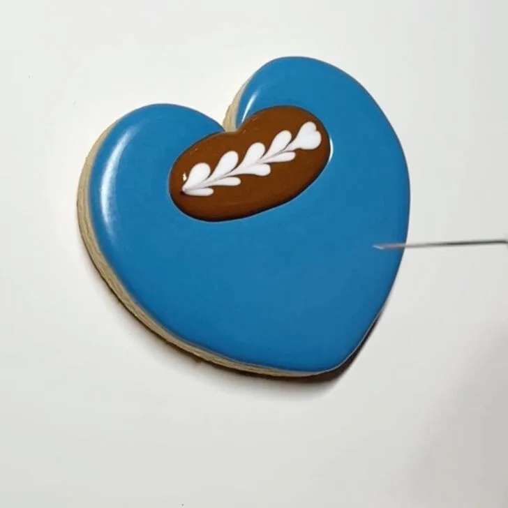 how to decorate teacher fuel cookies with royal icing