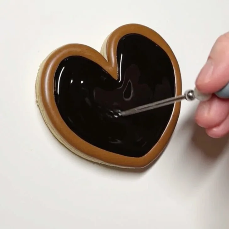 how to decorate chalkboard cookies decorated with royal icing