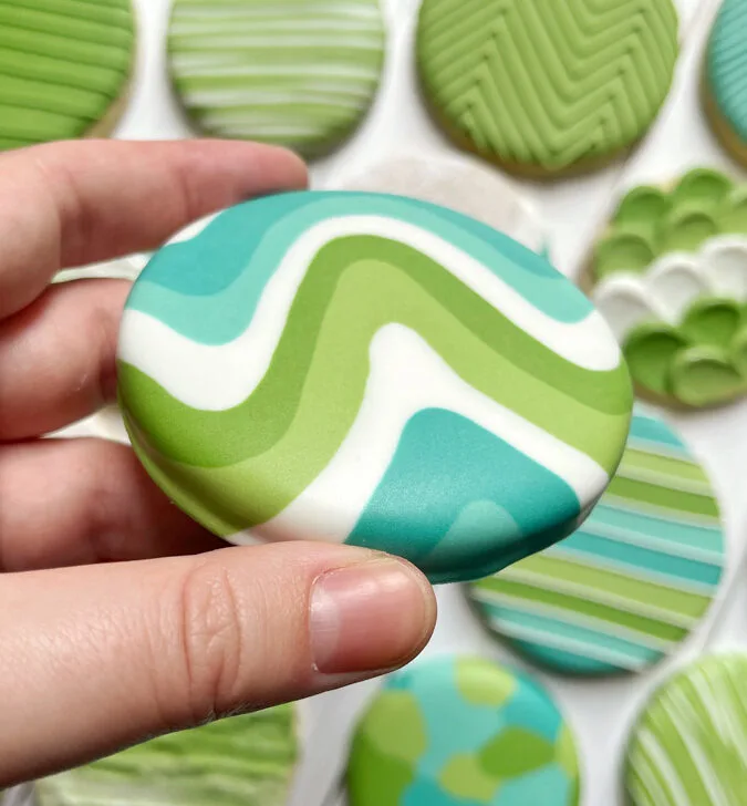 royal icing over flooding