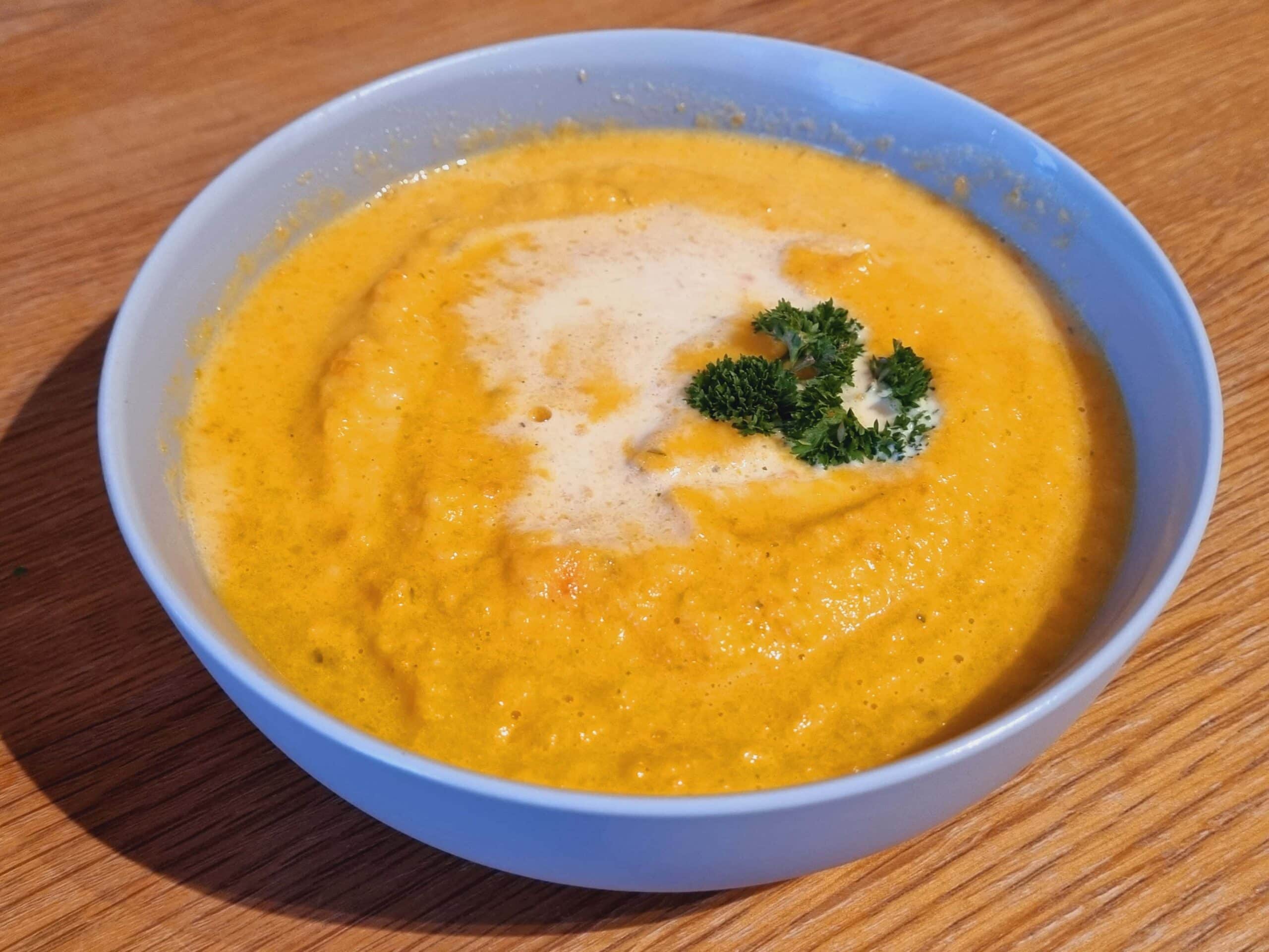 Möhren- und Pastinakensuppe