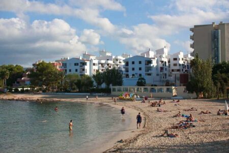 Cala Pinet