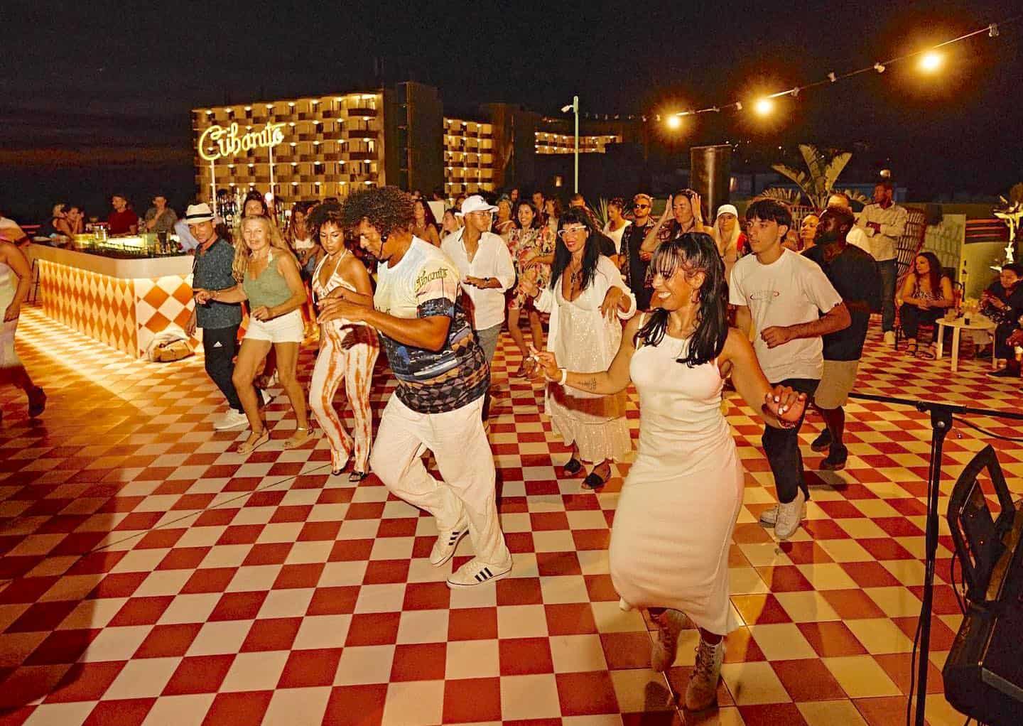Salsa et bachata à Ibiza Cubanito