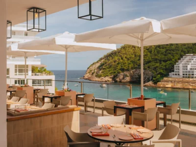 dont l'accueil à Ibiza0 a été mis à l'échelle 1