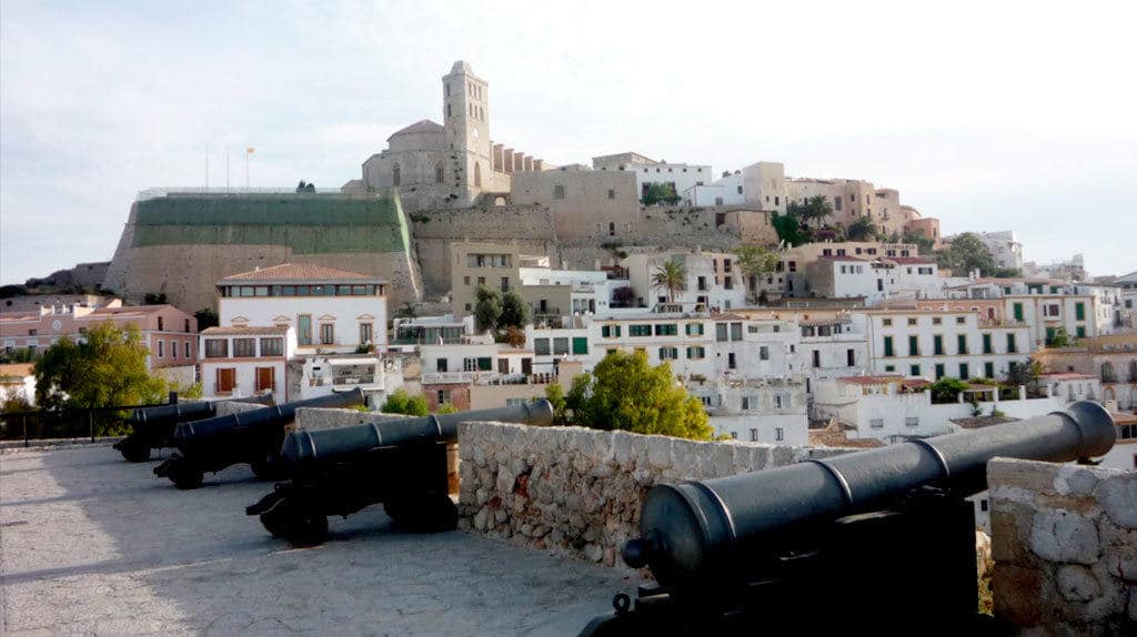 Ciudad amurallada de Dalt Vila