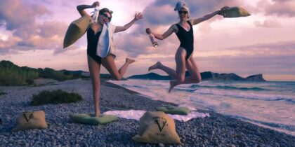 Pronti per il primo bagno dell'anno a Ibiza con Vino&Co?