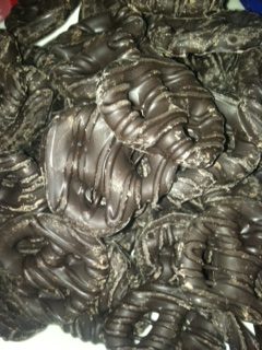 dark yogurt pretzels