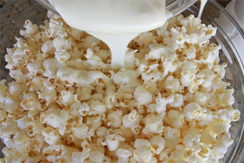 White Chocolate Popcorn