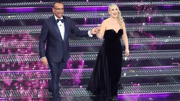 Katia Follesa a Sanremo 2025 con gli abiti di GettyImages