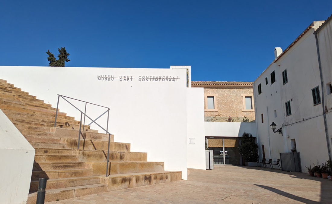Osterwoche 2025 auf Ibiza: Kompletter Leitfaden für Aktivitäten und Unterkünfte