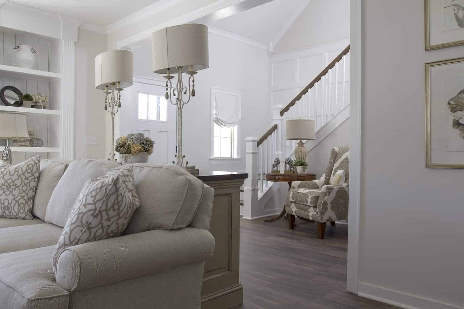 monochomatic scheme - how to make a small room feel bigger
