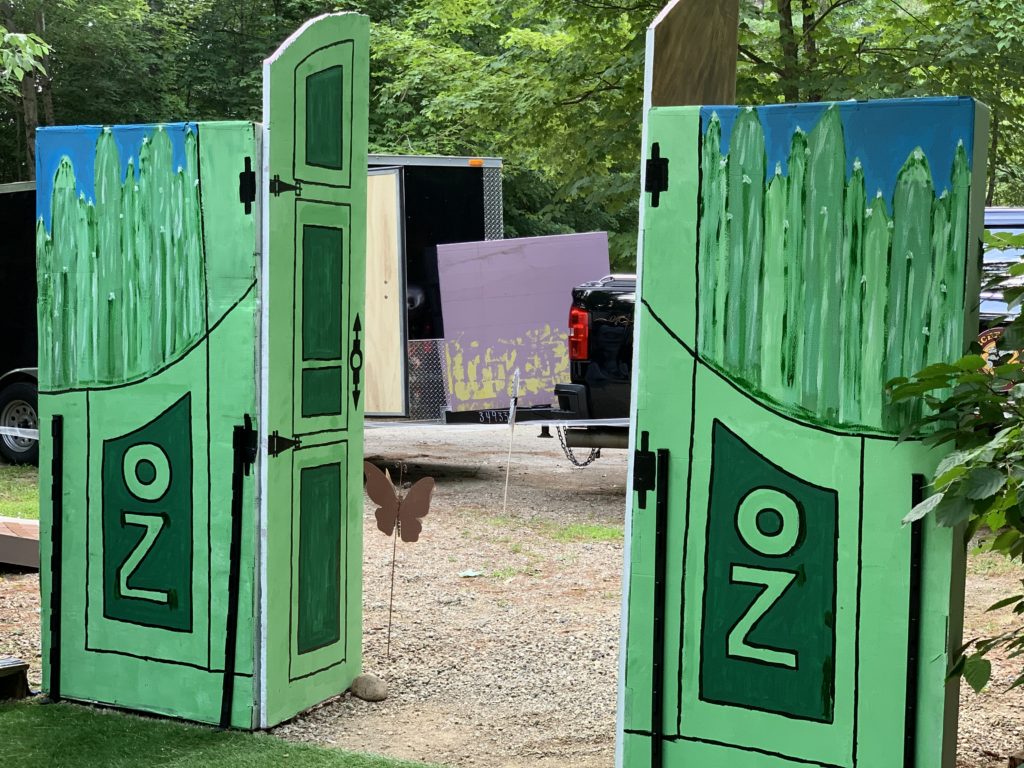 halloween camping gates of oz