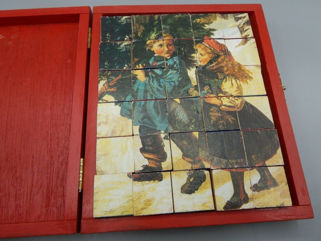 making a wood puzzle our of old Christmas cards