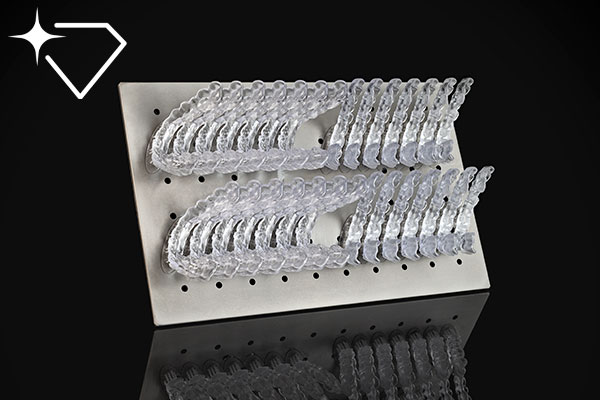 Image showing splints printed with D50+ 3D printer with the crystal polish reservoir