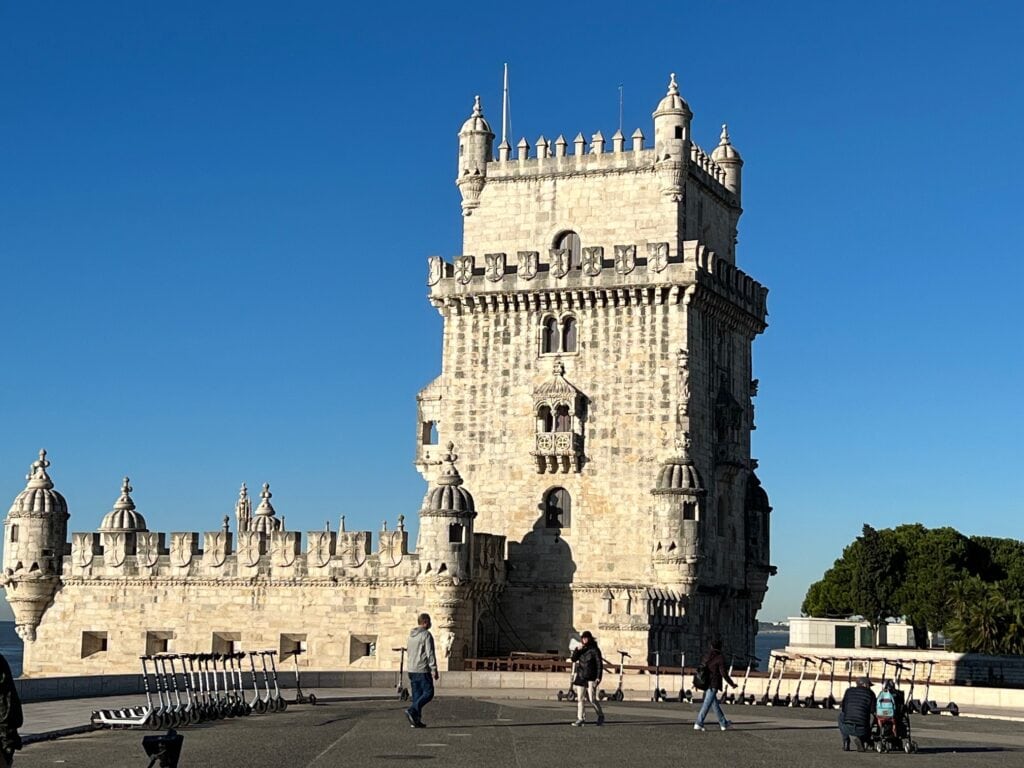 Explore the best things to do in Lisbon! Discover historic neighborhoods, iconic landmarks like Belém Tower, vibrant street art, and delicious Portuguese cuisine. Uncover hidden gems, top attractions, and travel tips for an unforgettable Lisbon adventure