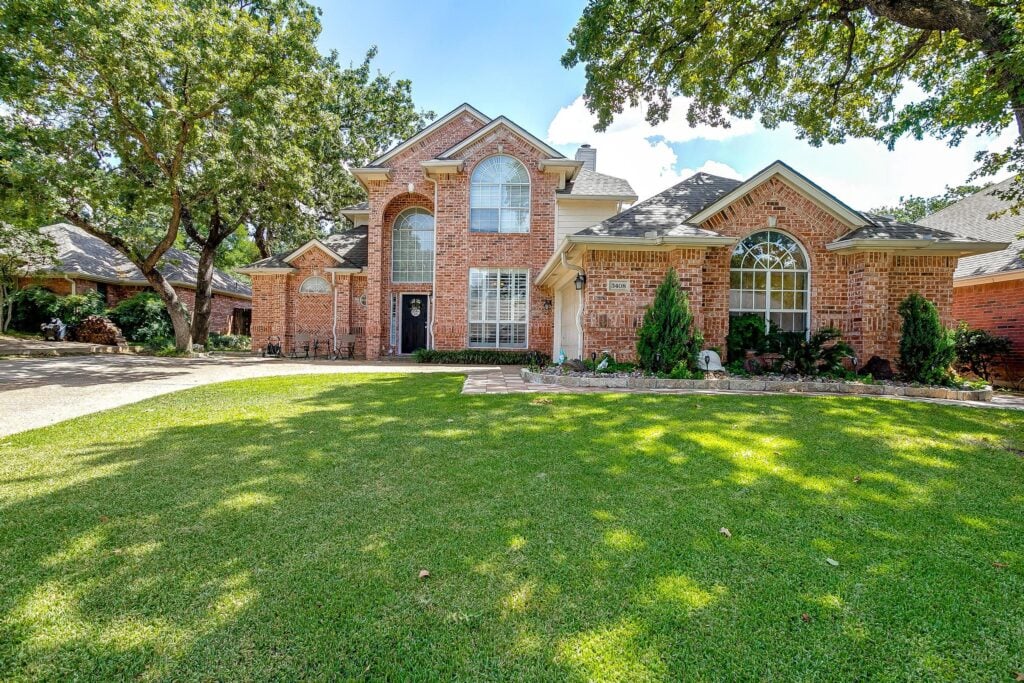 An image that shows 3408 Blue Forest Dr (2 Of 41)