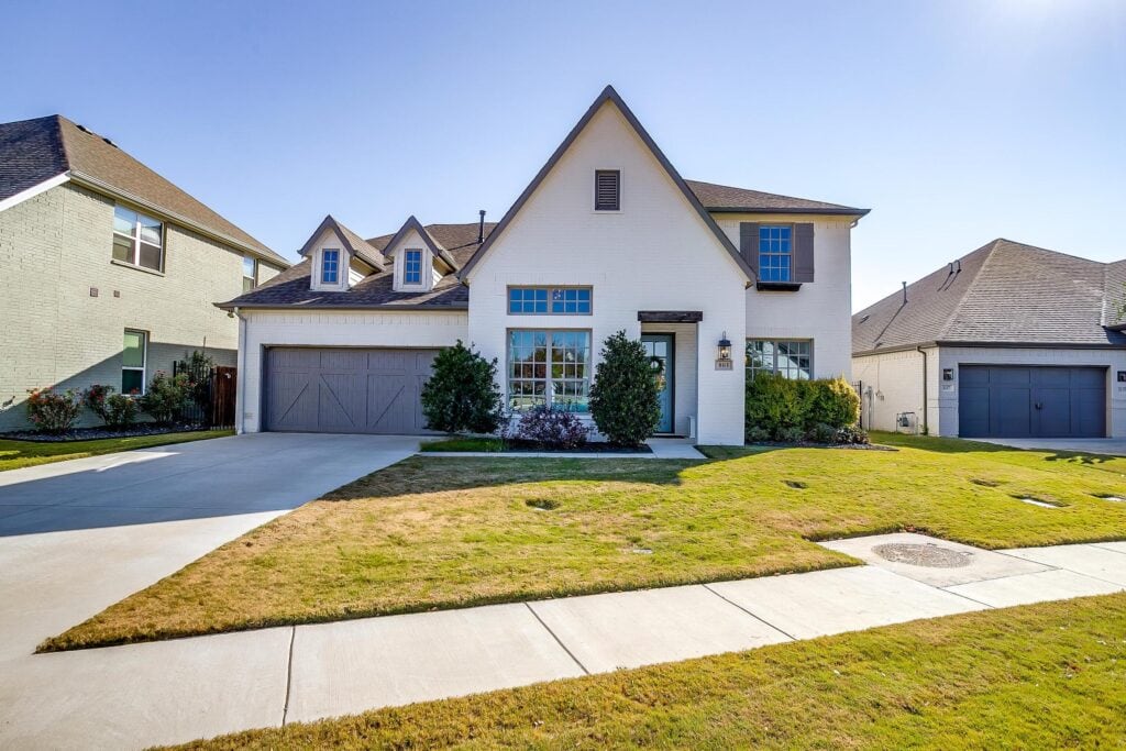 An image that shows 803 Highlands Ave (2 Of 62)