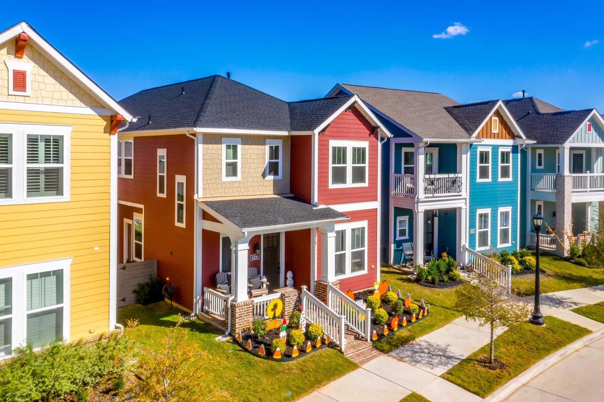 An image that shows 6216 Madrid St. (13 Of 59)