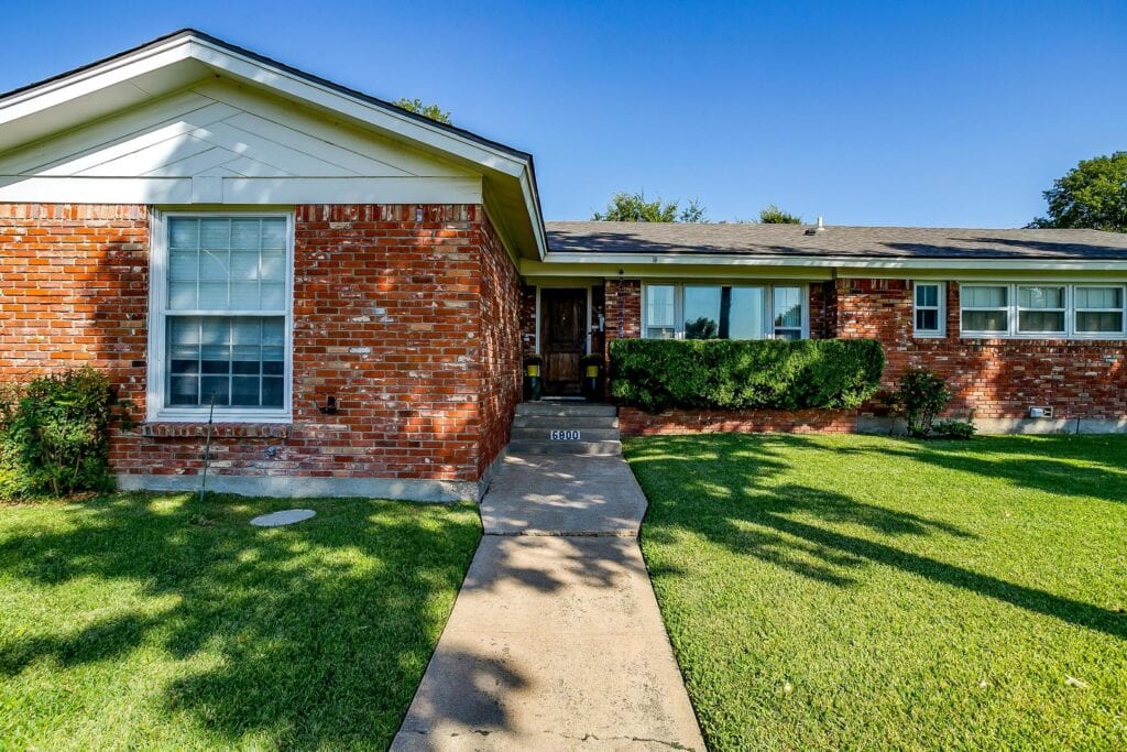 An image that shows 6800 Cumberland Rd (5 Of 45)