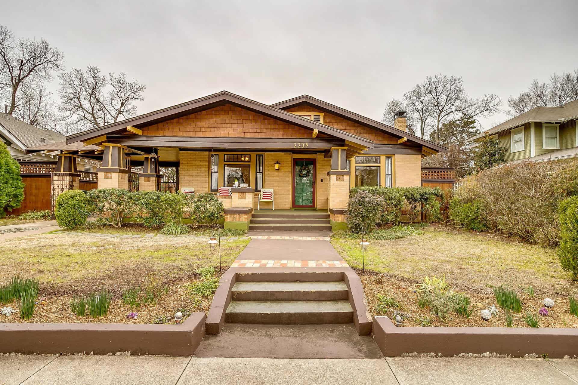 An image that shows 2239 W Magnolia (4 Of 43)