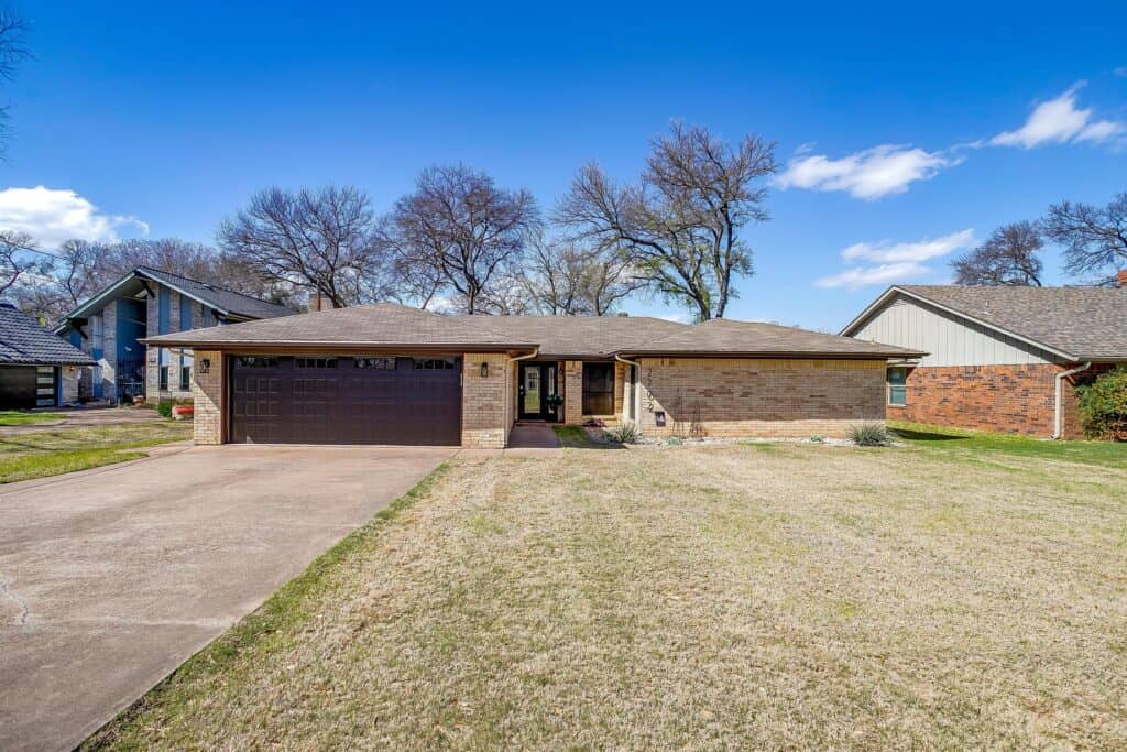 An image that shows 2702 Casas Del Sur Ct. (3 Of 42)