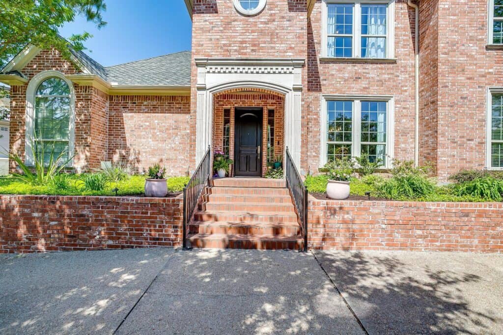 An image that shows 11200 Northview Dr (10 Of 65)