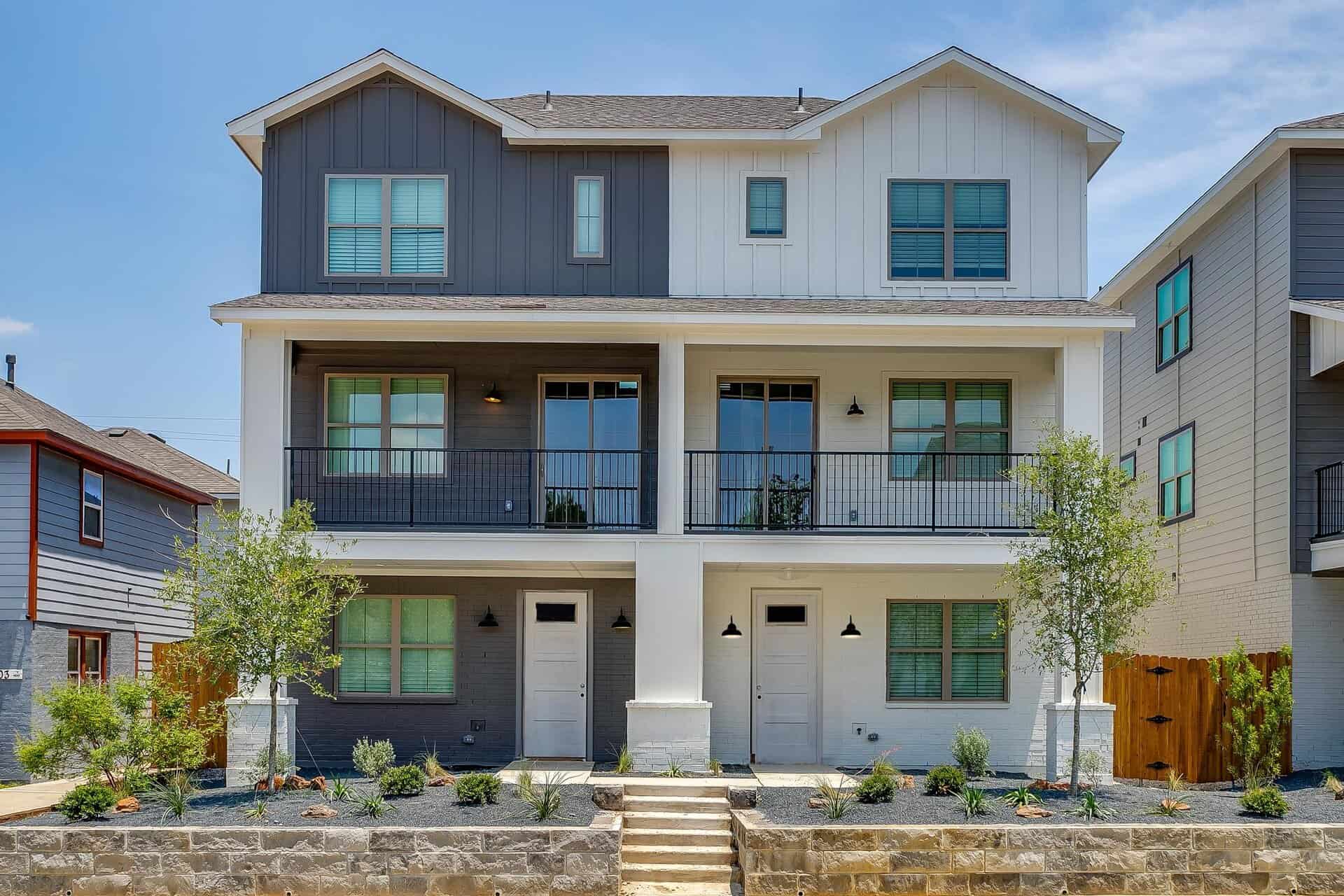 An image that shows 3205 Mccart Ave