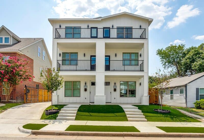 An image that shows 3224 Mccart Ave