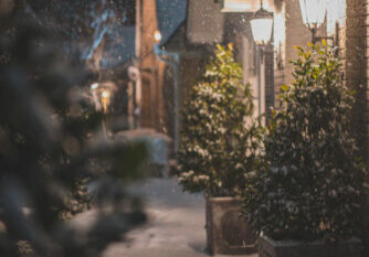 snow-front-porch-1