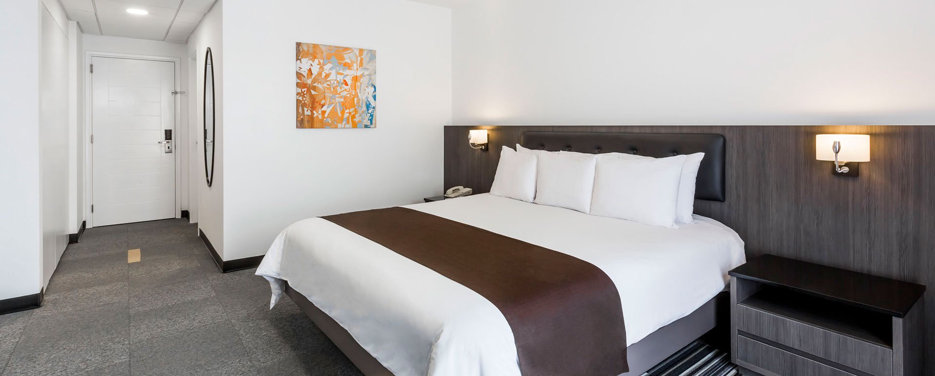 Wyndham Lima Airport room