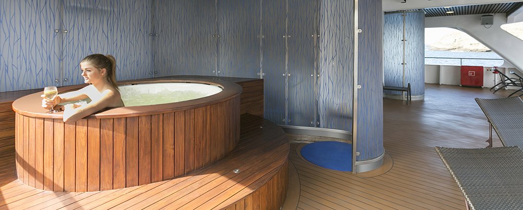 Galapagos Cruise Santa Cruz II Cruise Hot Tub