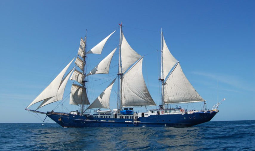 Mary Anne sail yatch side
