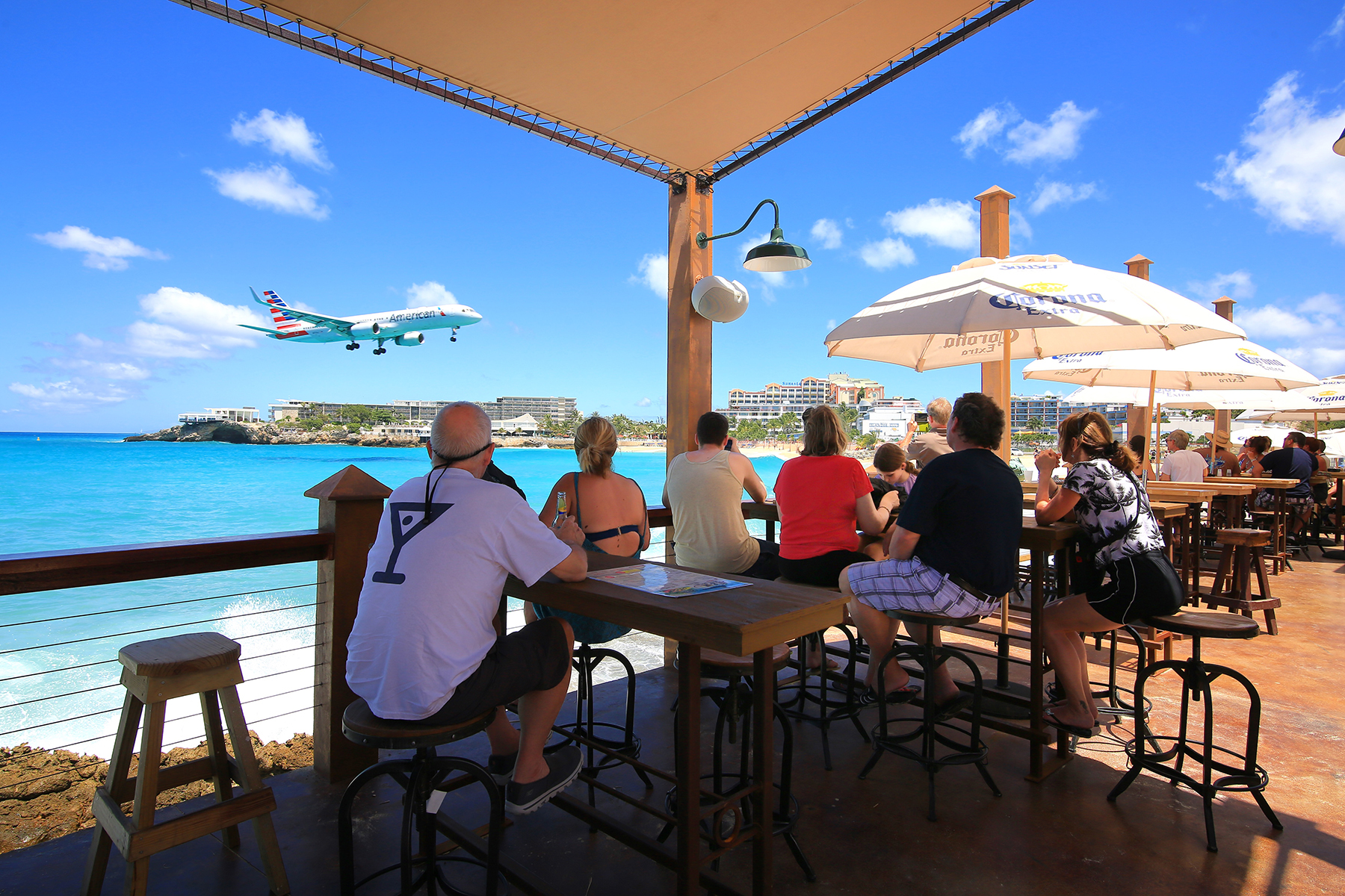 Planning a trip to Maho Beach, St. Maarten? Discover everything you need to know, from the iconic plane landings to the best tips for your visit.