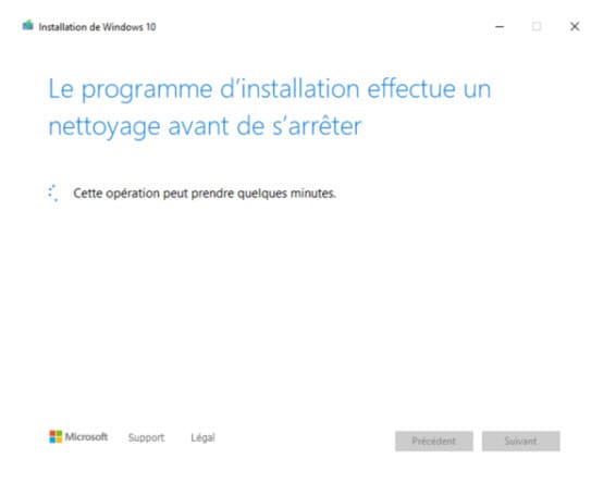 Installation de Windows 10, processus d'installation, nettoyage du système, support informatique, technicien informatique, optimisation PC, maintenance informatique, mise à jour Windows, réparation PC, service informatique professionnel.