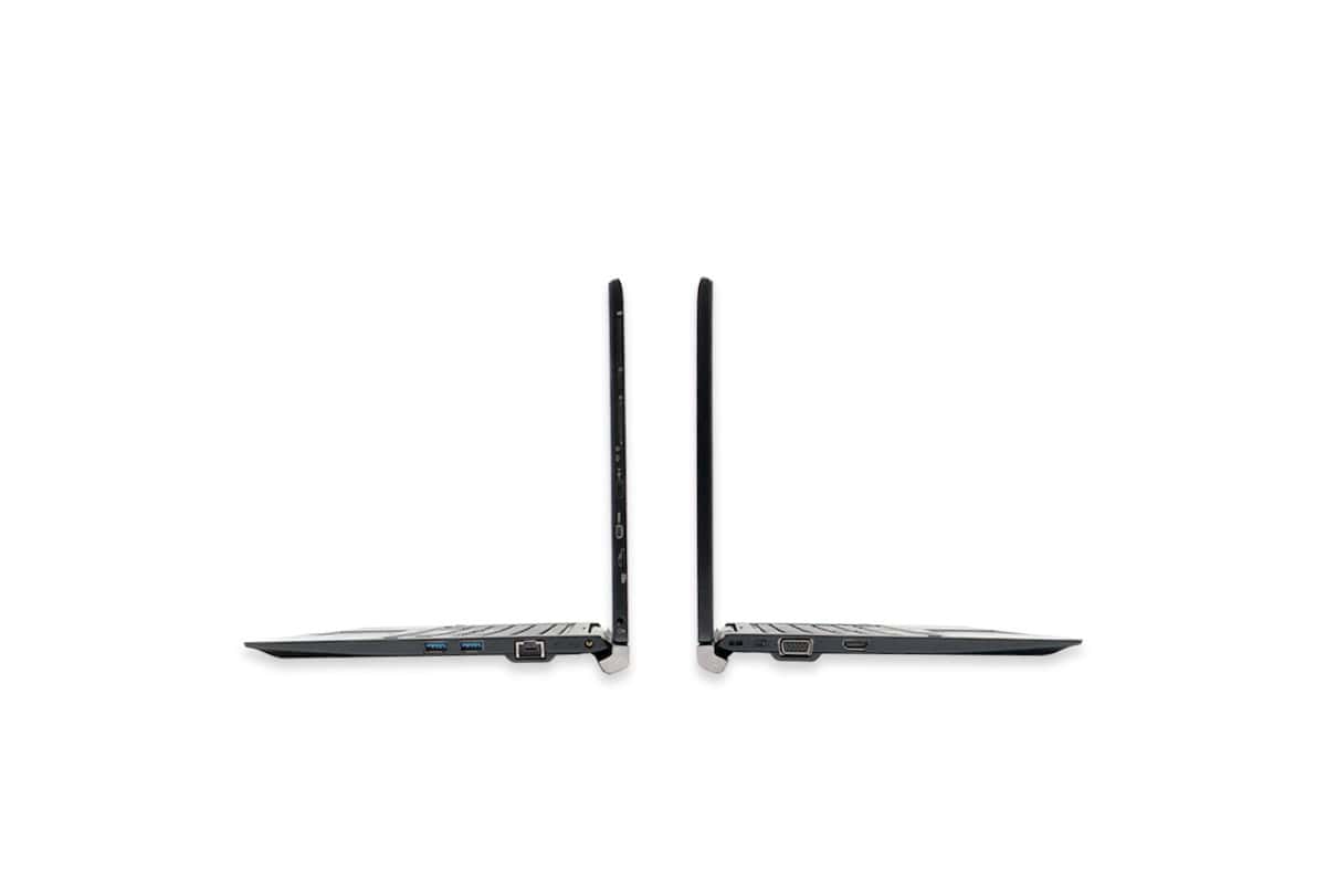 TOSHIBA-Protege-Z20T-cotes