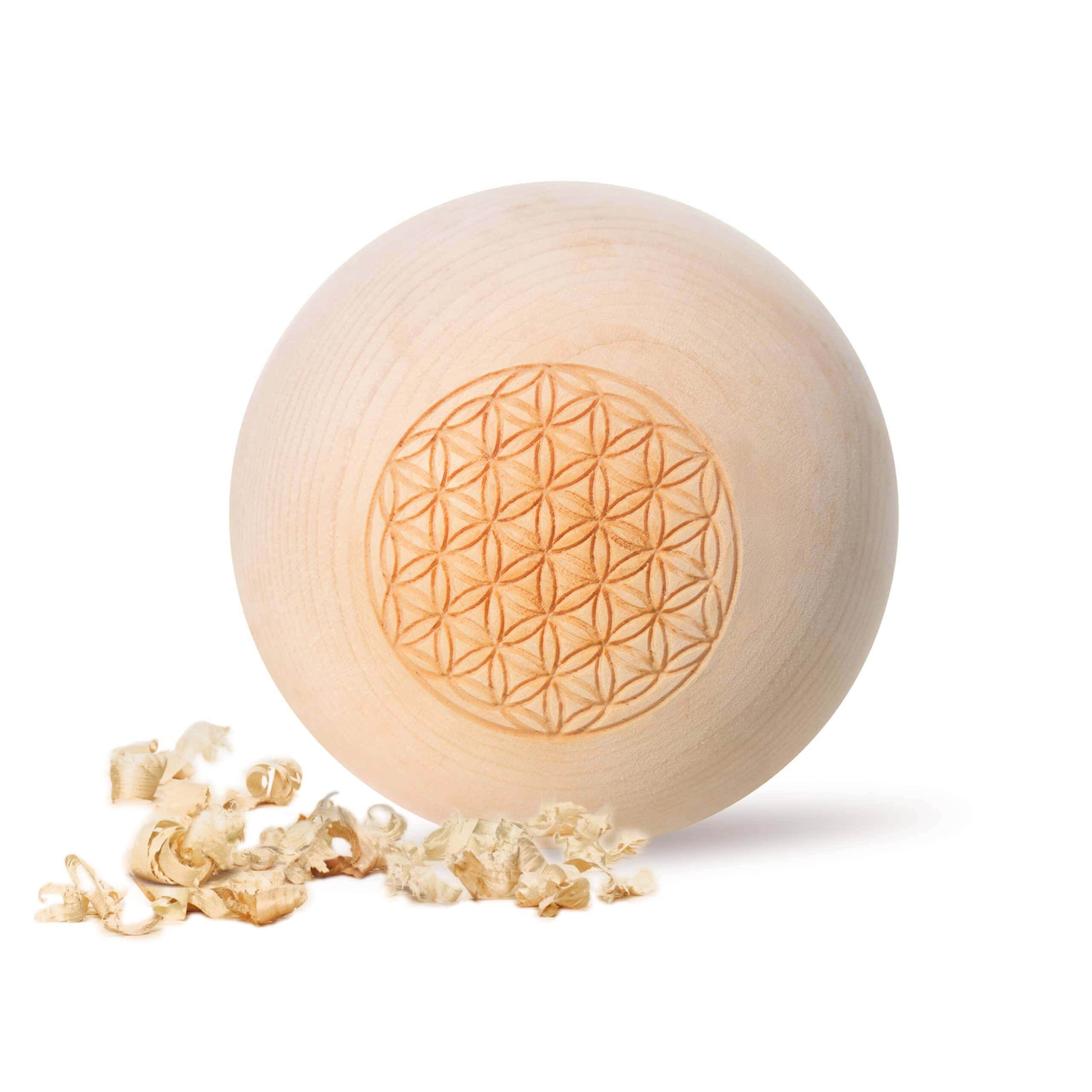 zirbenkugel blume des lebens mit flocken scaled