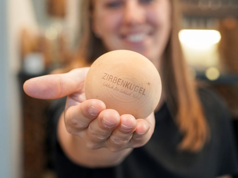 zirbenkugel schenken