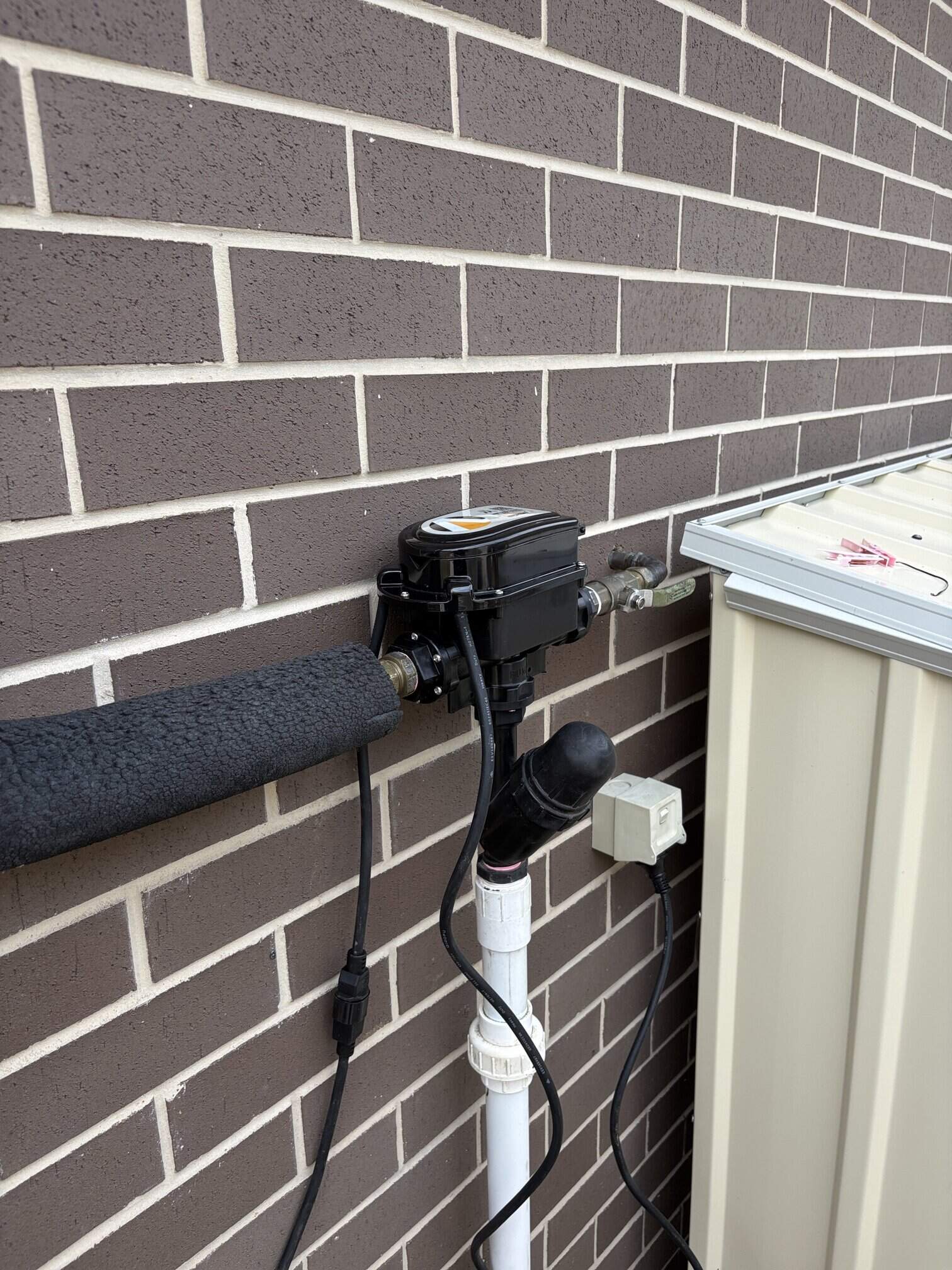 Vada S75 submersible pump installed in rainwater tank O’Connor