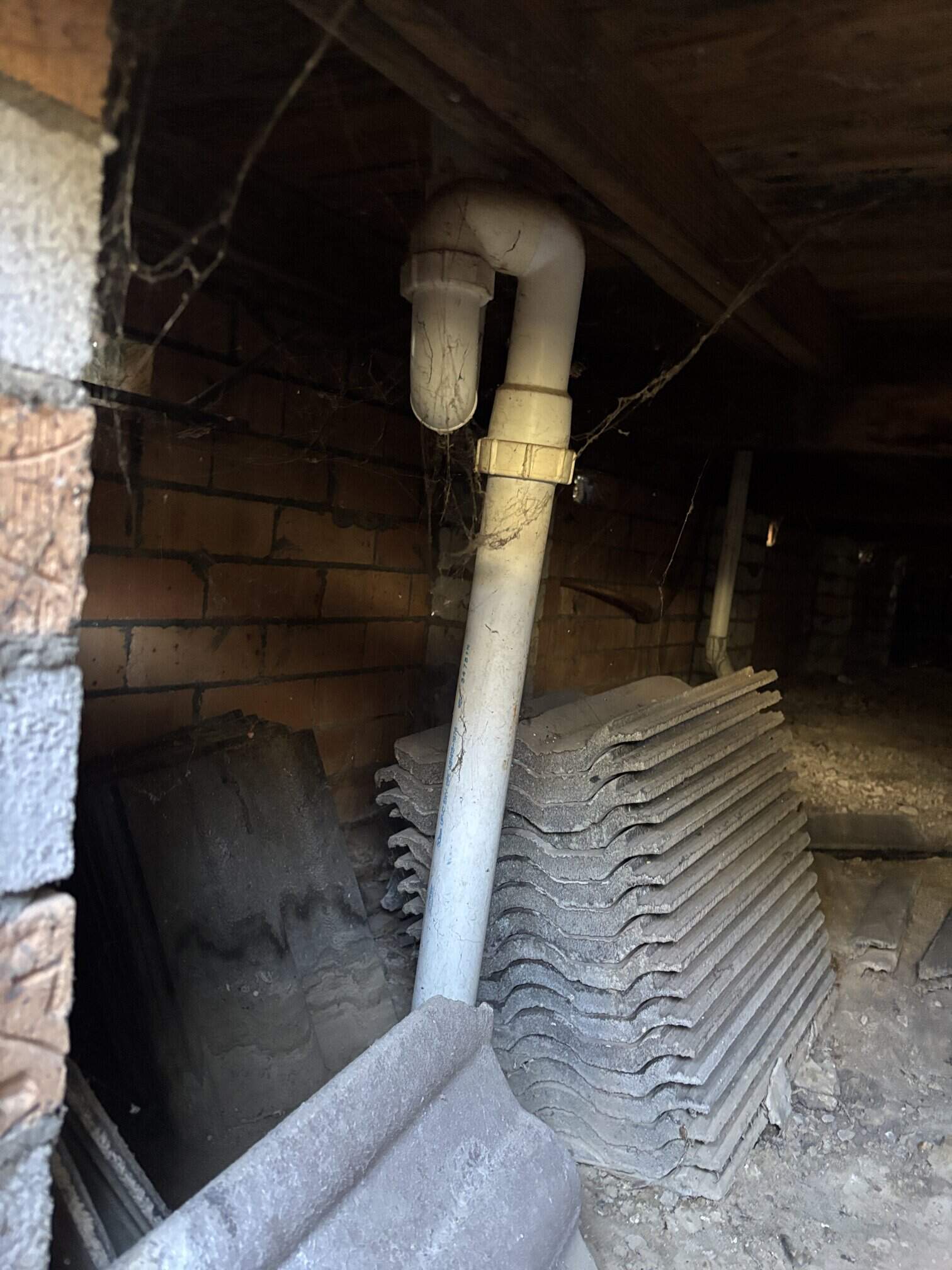 Water Tight Canberra plumber using hydro-jetter to clear blocked toilet in Chisholm