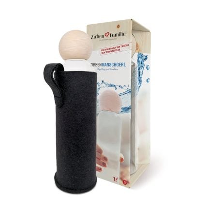 1021_ZirbenTrinkflasche_1l_inkl-Verpackung_Filztasche.jpg