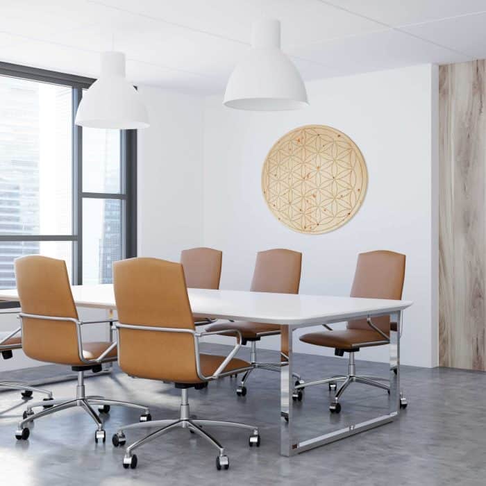 ZirbenWand-Deckendekor_Besprechungsraum_iStock-925049774_ismagilov_square.jpg