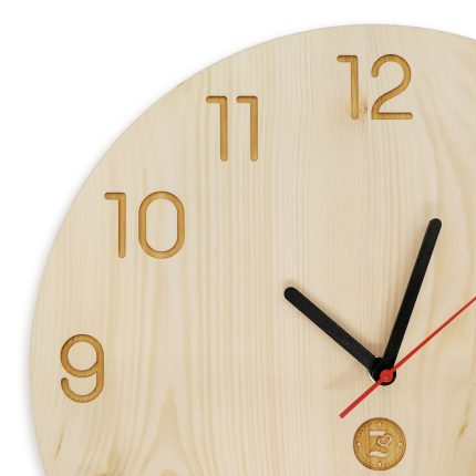 1301_ZirbenUhr_Detail_1.jpg