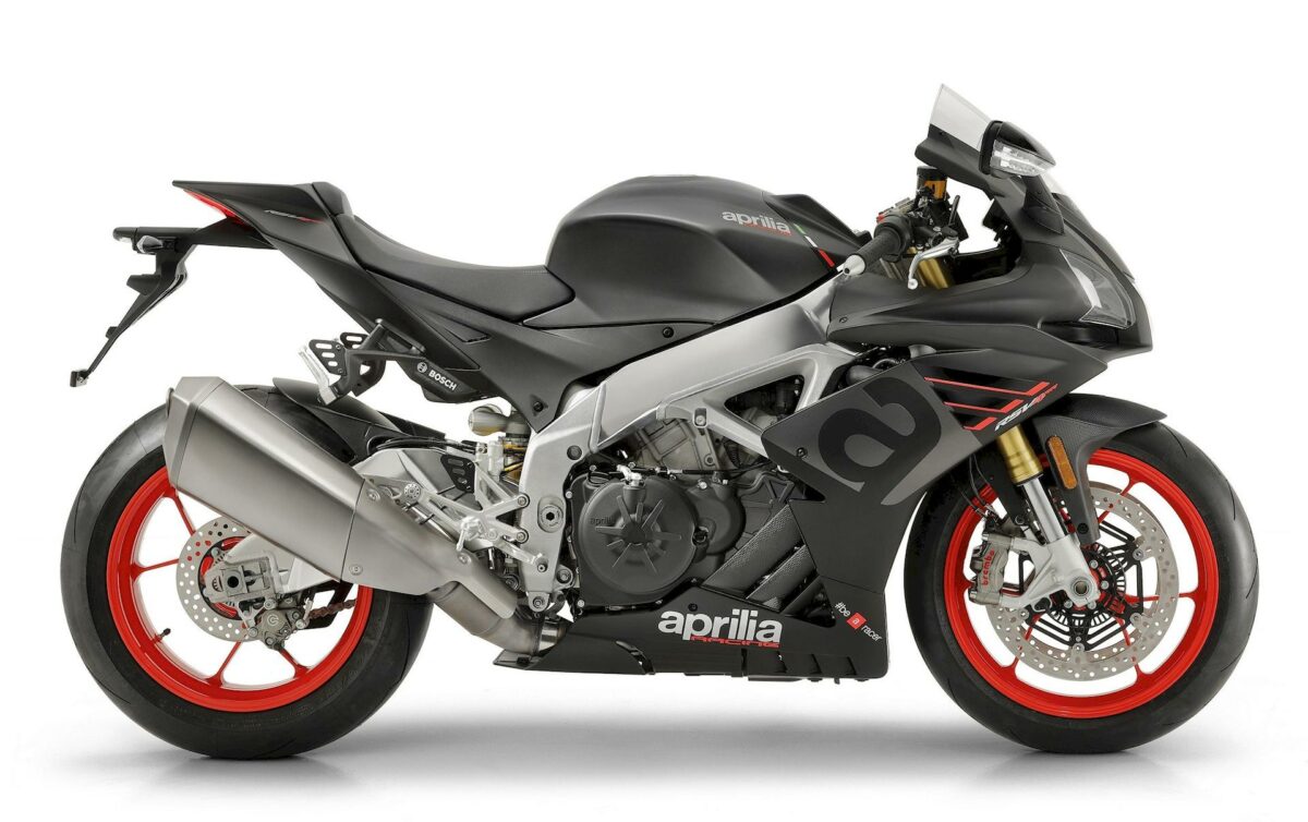 Aprilia RSV4 RR MY 19