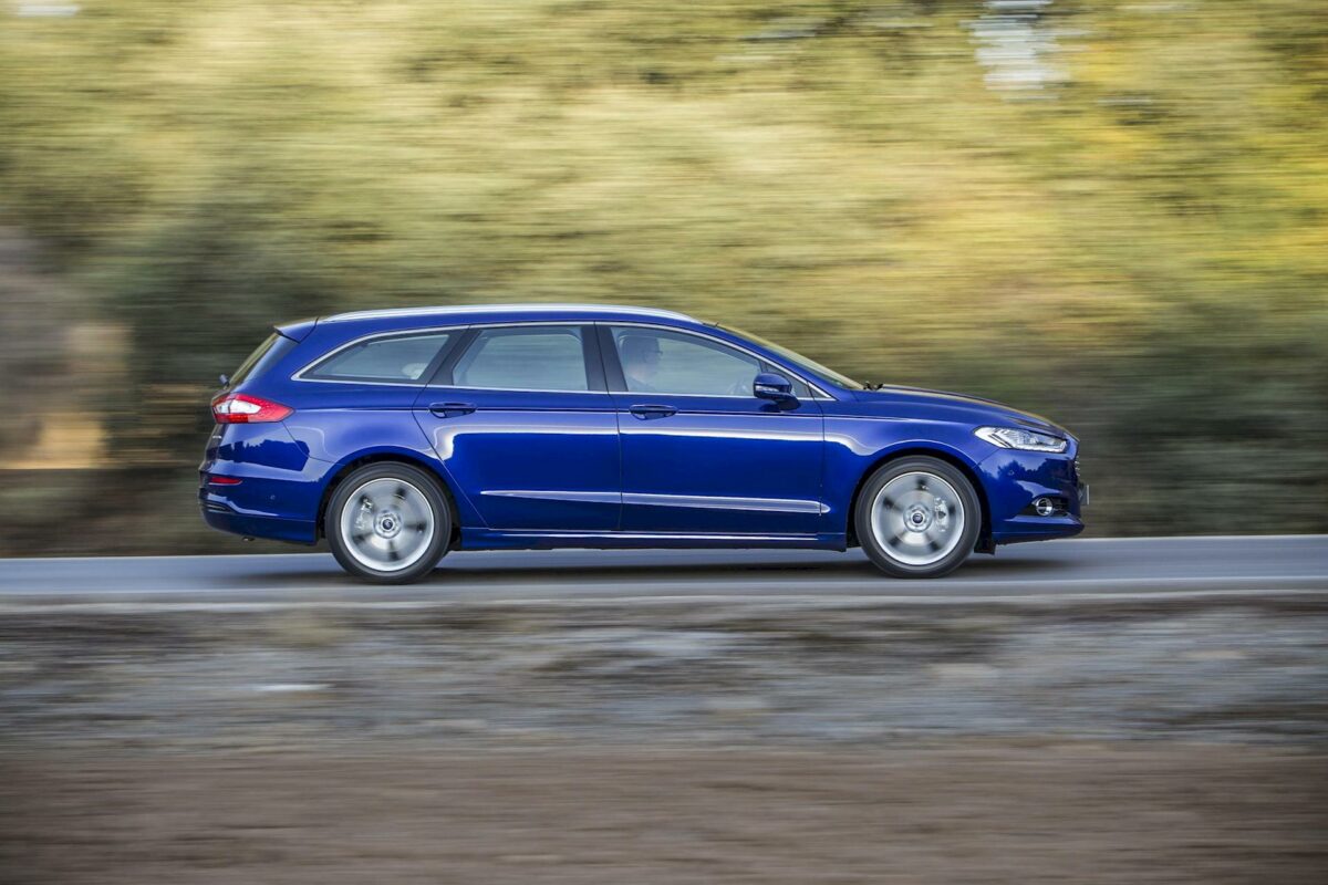 Ford Mondeo Hybrid Wagon