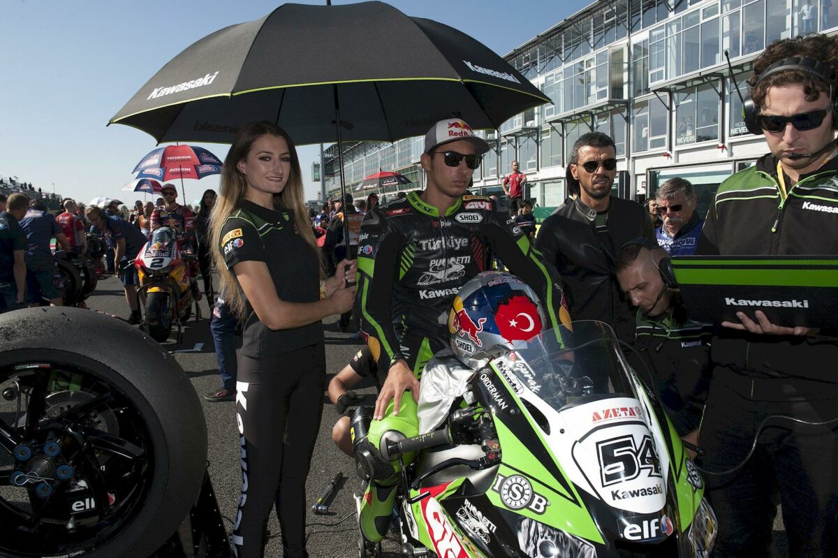 Paddock Girls Magny Cours Superbike 2018